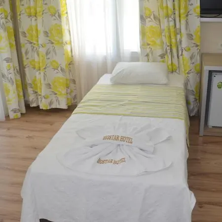 Mostar מלון Ayvalı