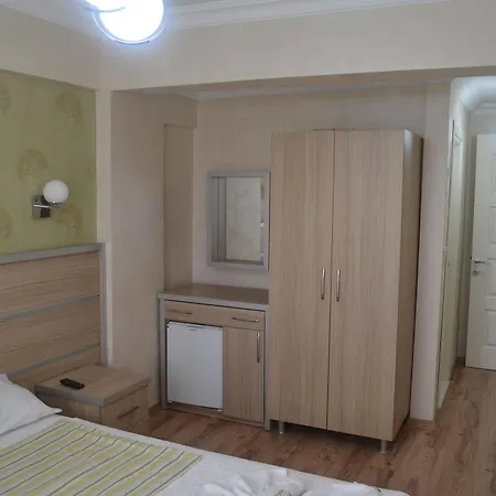 מלון Mostar Ayvalı